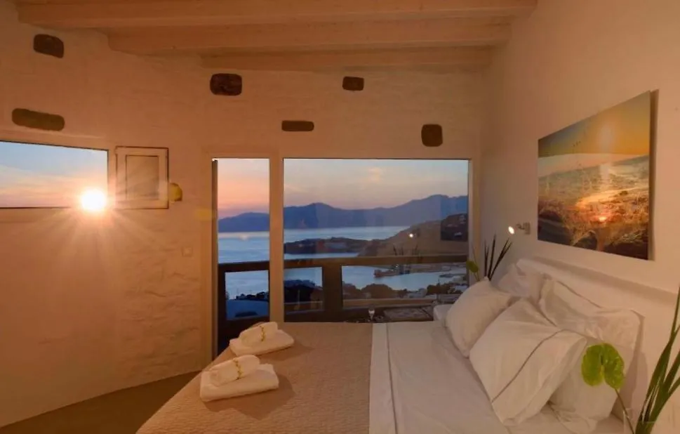 Crystal Suites Mykonos Town