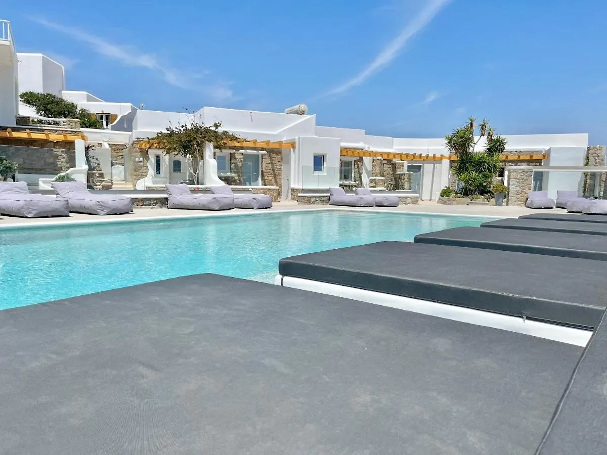 Crystal Suites Mykonos Town 2*,